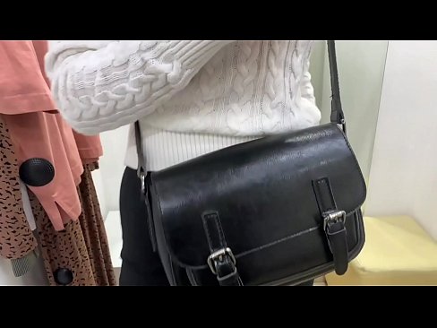 ❤️ Masturbació pública de la jove gossa FeralBerry amb un consolador al provador ️❌ Porno dur al ca.massagsaransk.ru